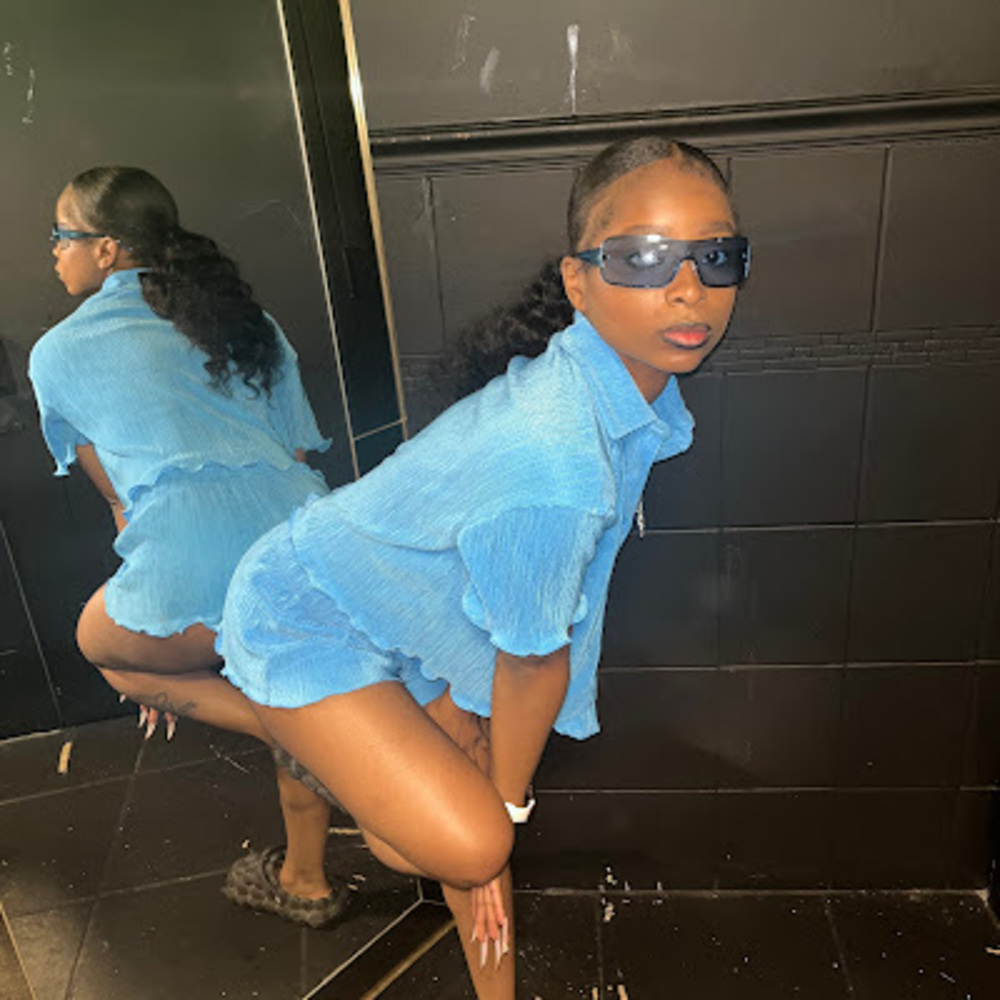 Meet your Posher, Onna